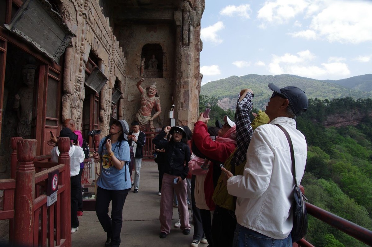 麦积山石窟游记