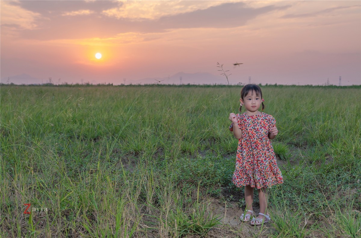 彩云伴我心飞翔！