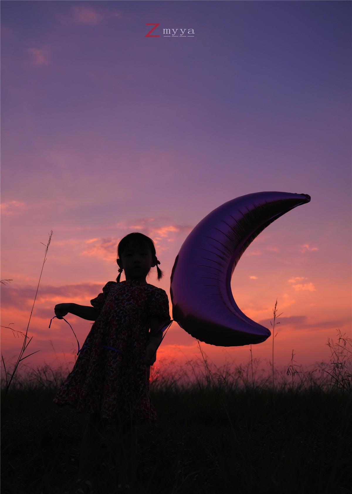 彩云伴我心飞翔！