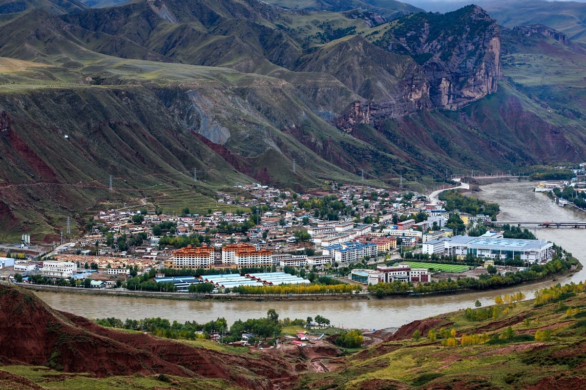 自驾路过青海同德拉加镇随拍！