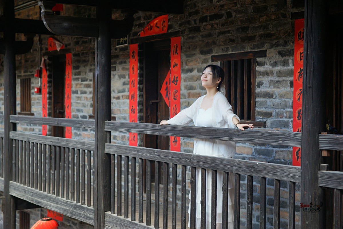 【江西燕翼围美少女】---佳佳