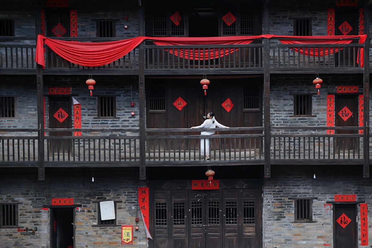 【江西燕翼围美少女】---佳佳