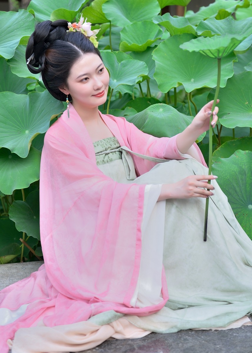 【视觉光影】 模 特 依 萍 （3）