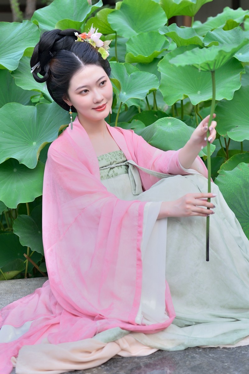 【视觉光影】 模 特 依 萍 （3）