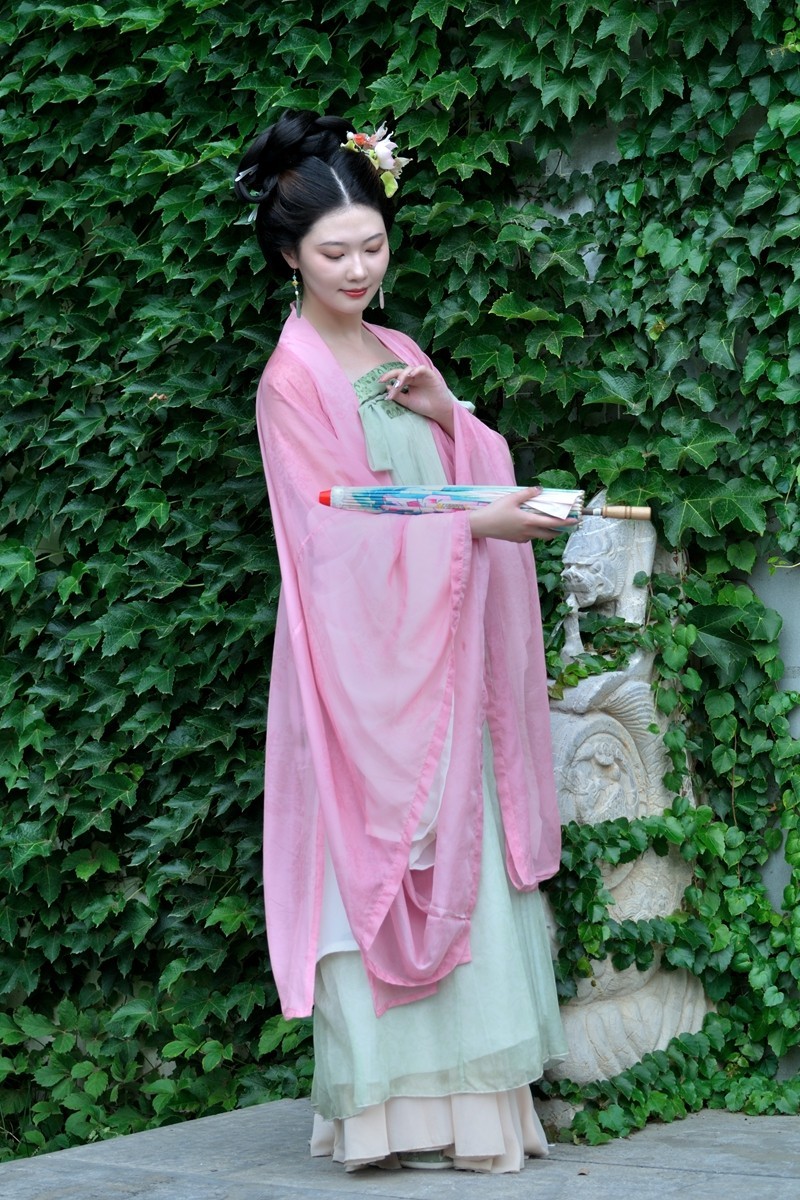 【视觉光影】 模 特 依 萍 （3）