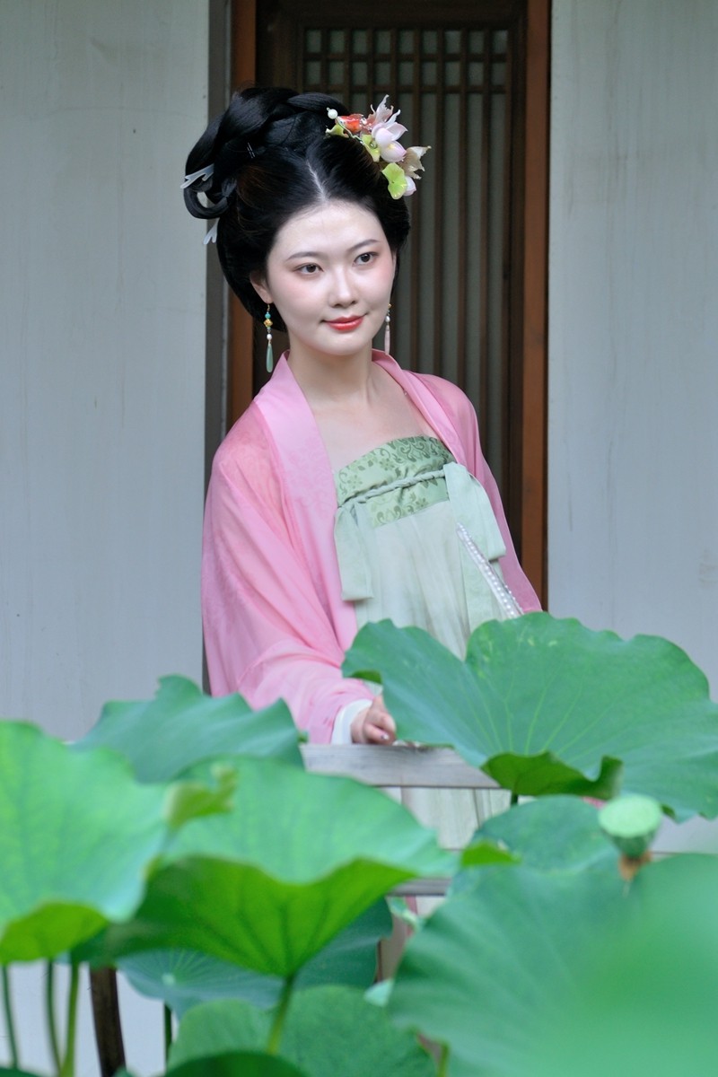 【视觉光影】 模 特 依 萍 （3）