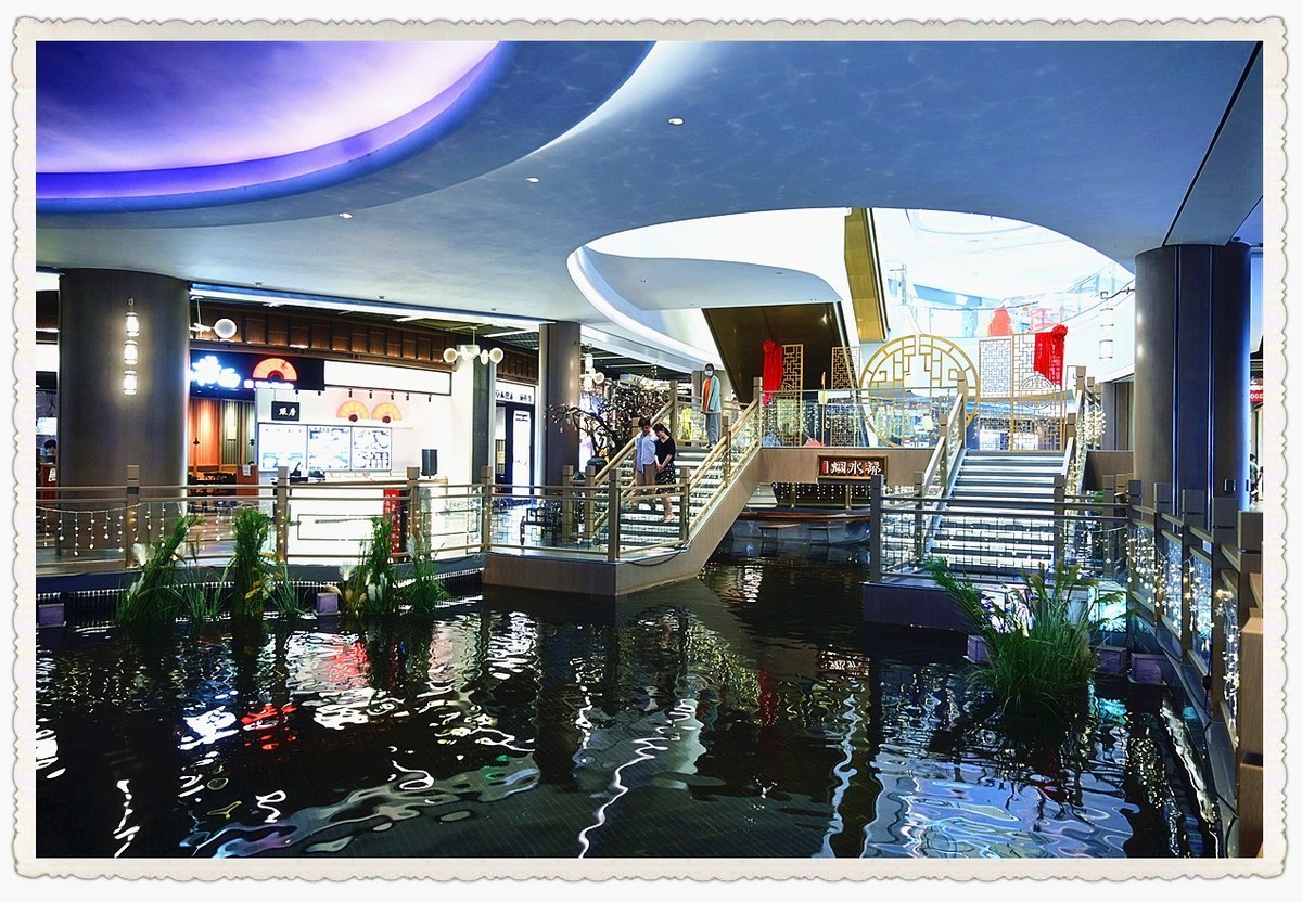 江南风情型商场装饰