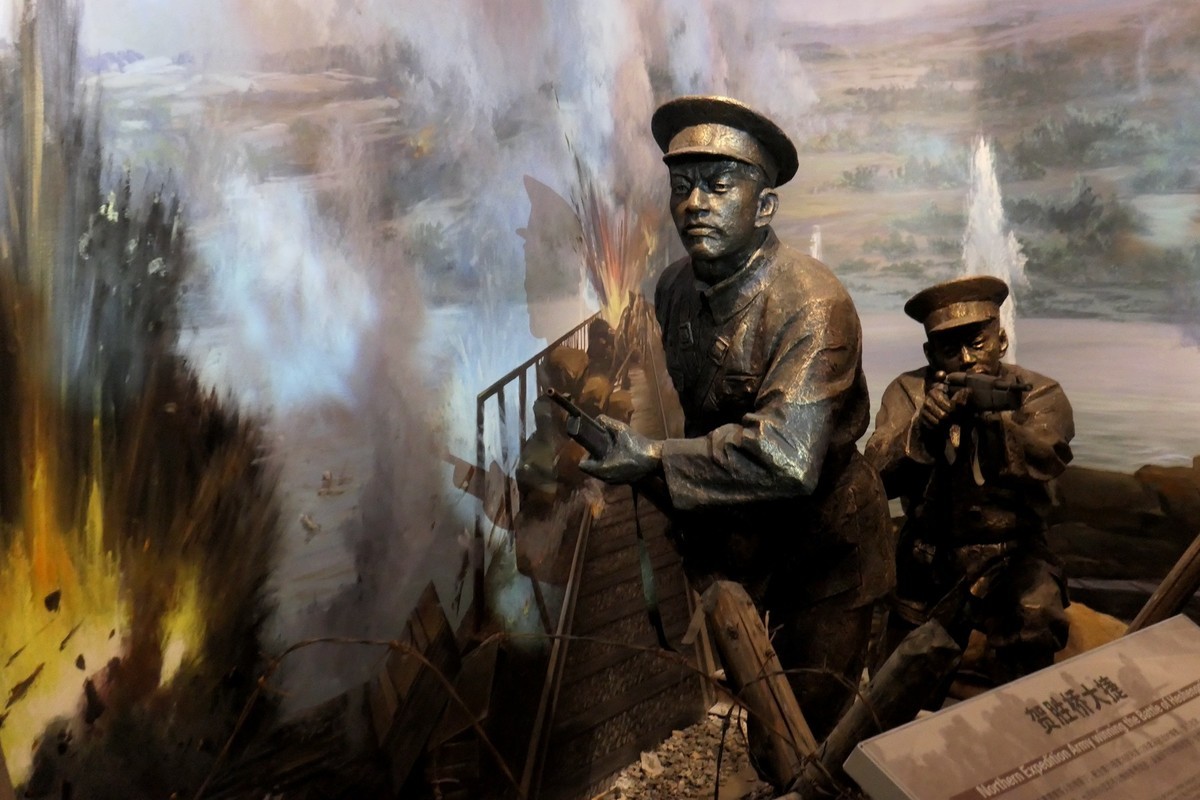 参观江夏革命烈士纪念馆【兼请假】