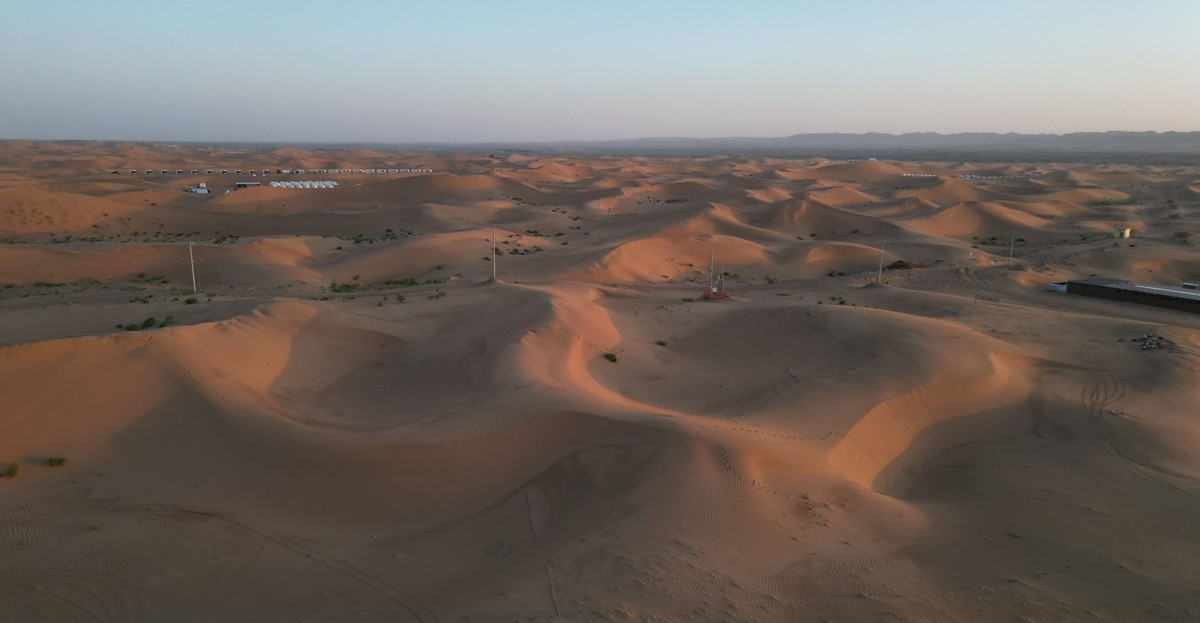 腾格里沙漠航拍二