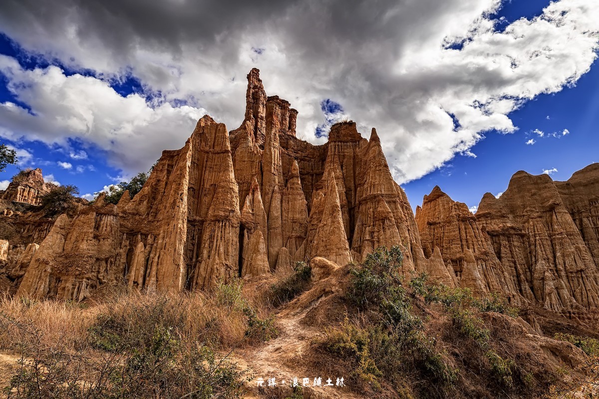 云南元谋：浪巴铺土林（2）