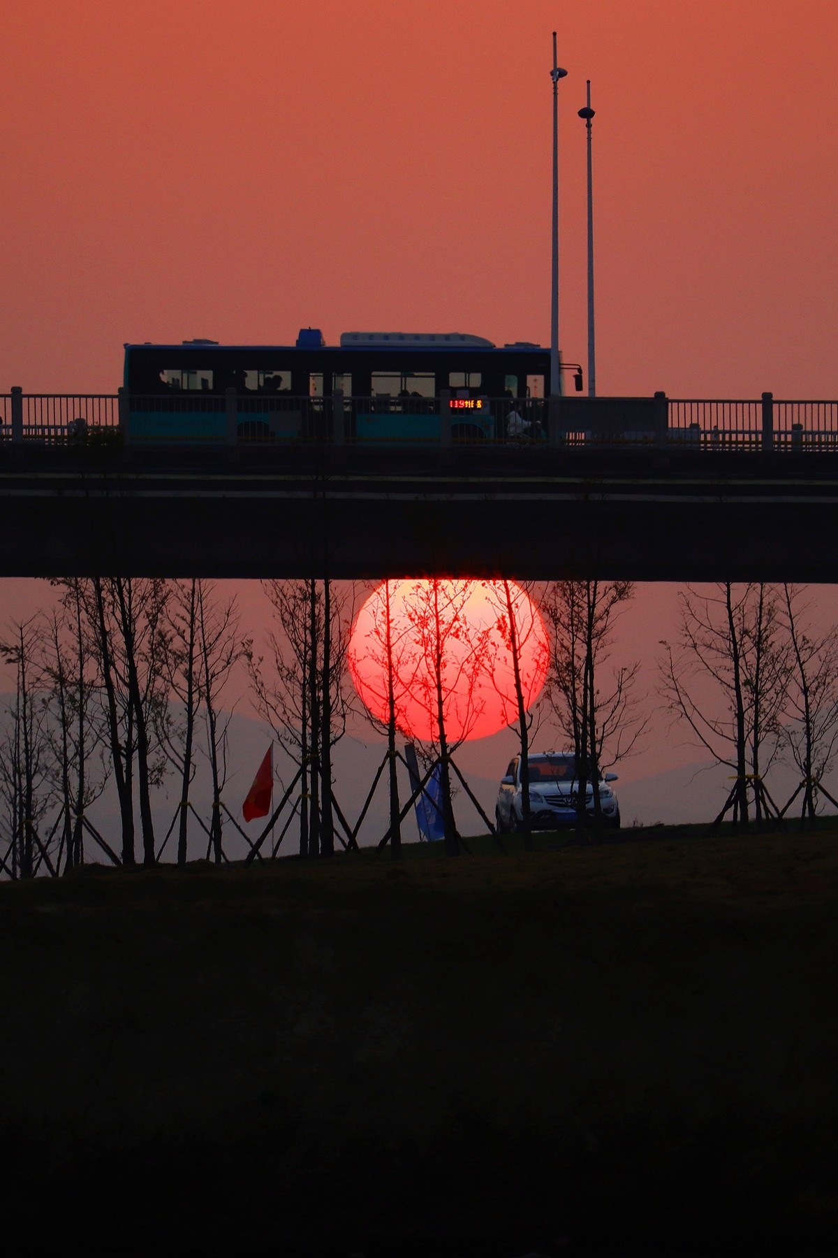过桥落山的夕阳（二）