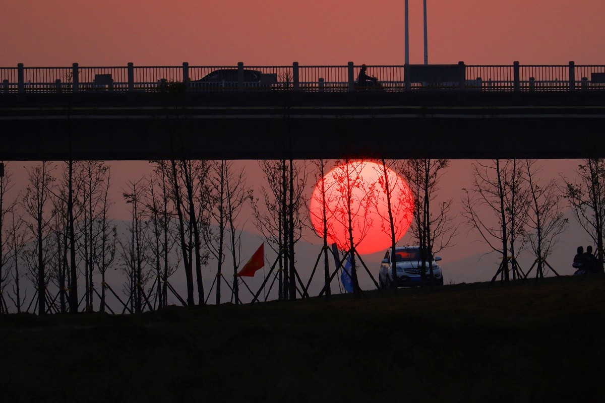过桥落山的夕阳（二）