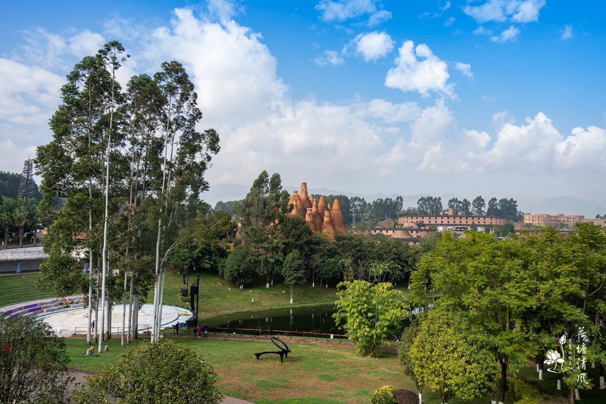 云南，弥勒市，东风韵景区图片。