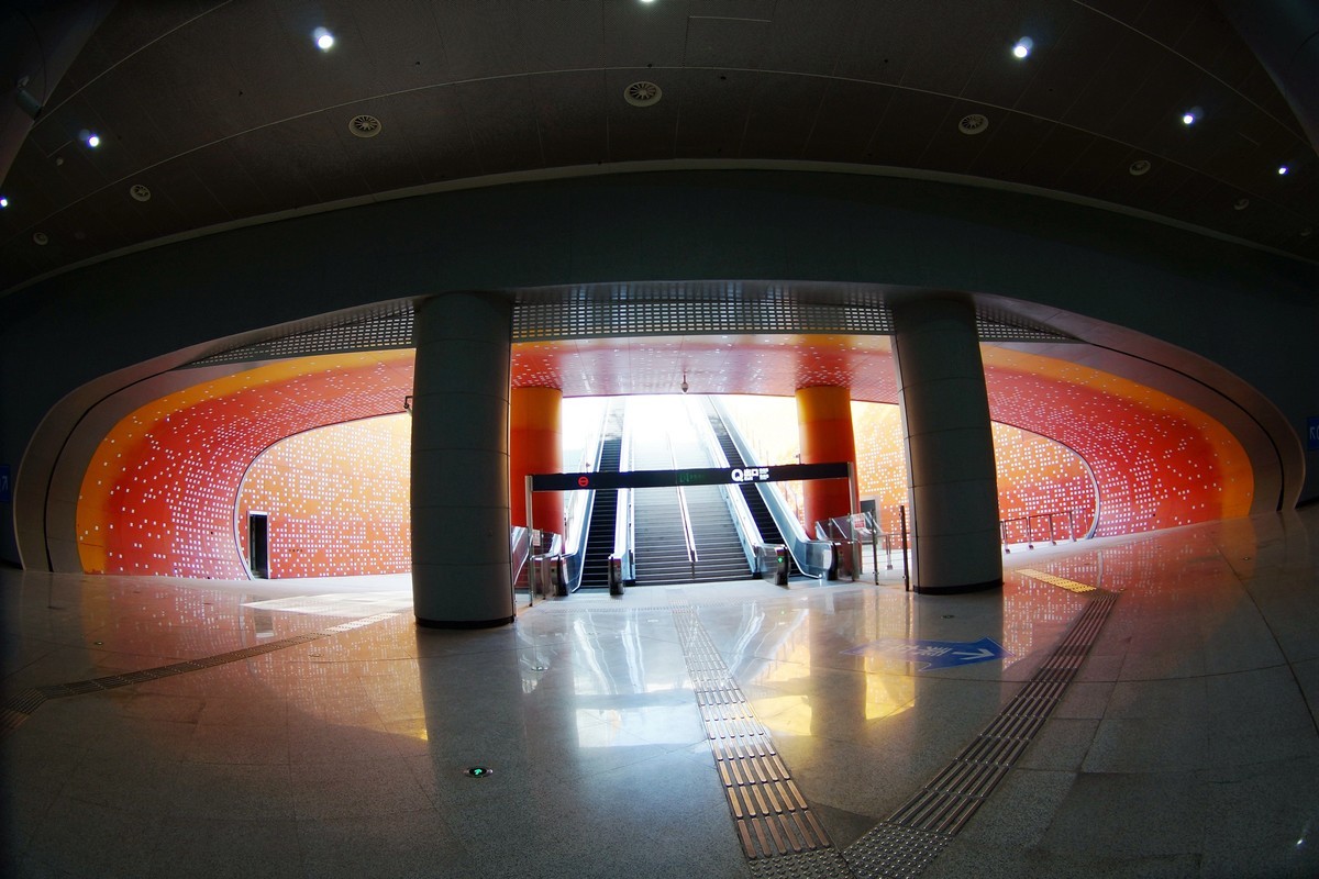 鱼眼镜头下的光谷步行街！