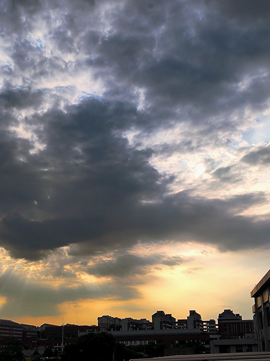 漫步星城 走街串巷（697）强对流天气