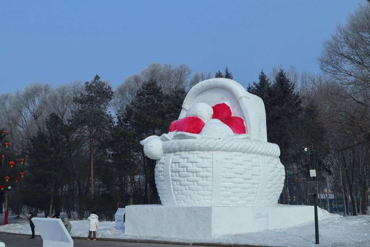 逰太阳岛雪博会---大年初一      7/8