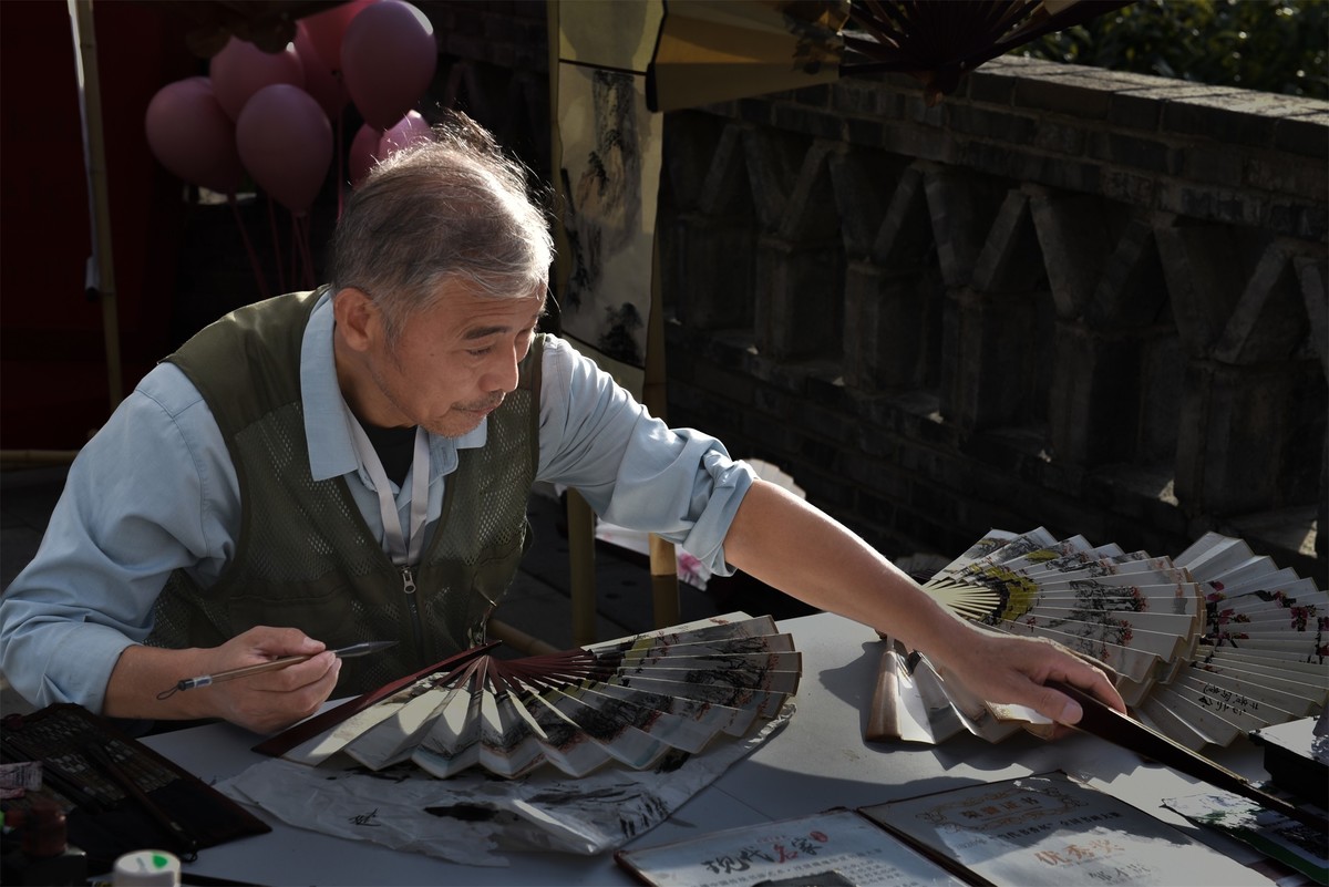 现场画扇的名家