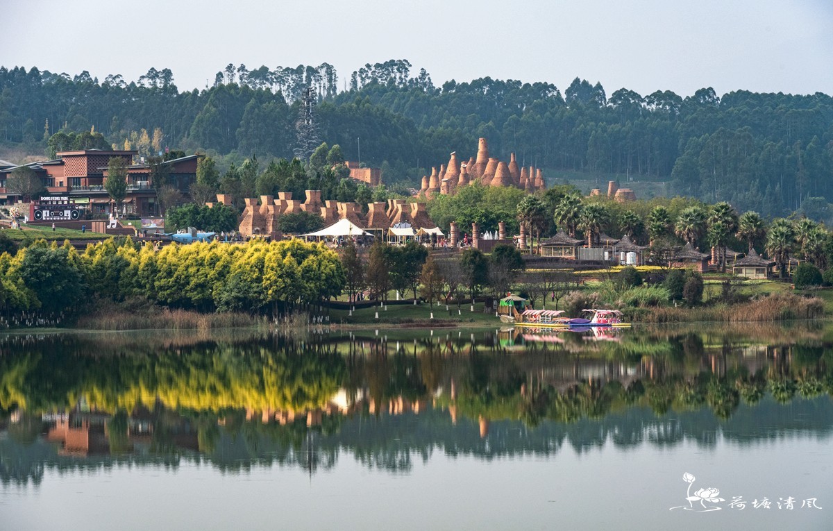 云南，弥勒市，东风韵景区图片。