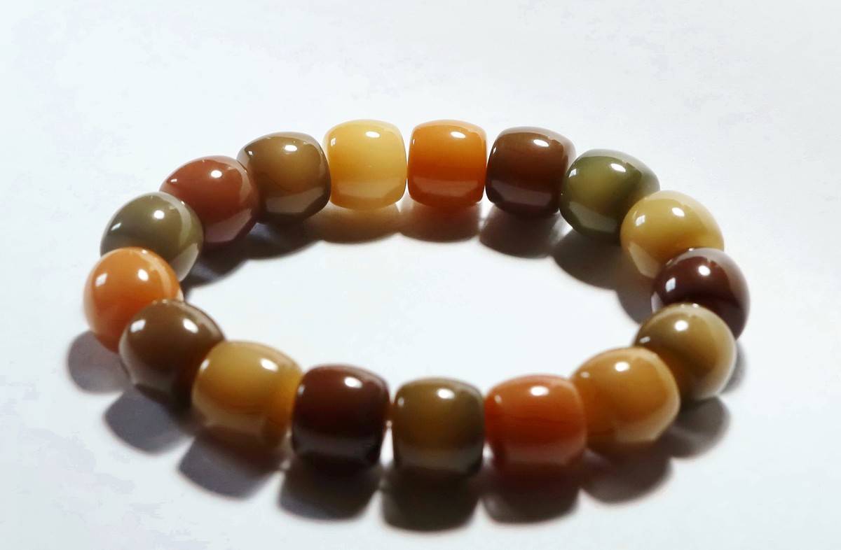 菩提根手串 . 孩子的玩物