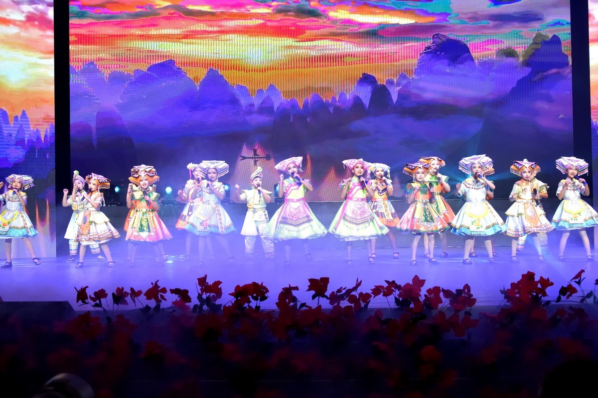 盂县第七届网络春晚（2）-少儿歌曲联唱（1）