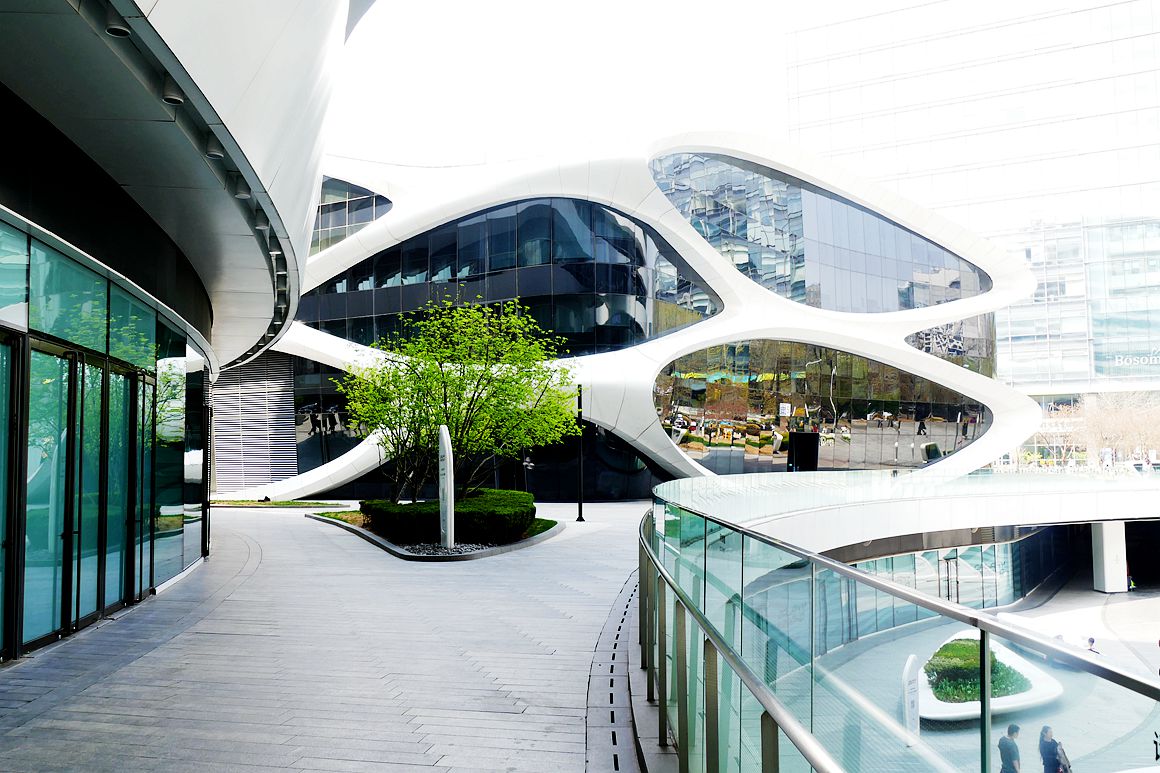 流动的线条--银河SOHO