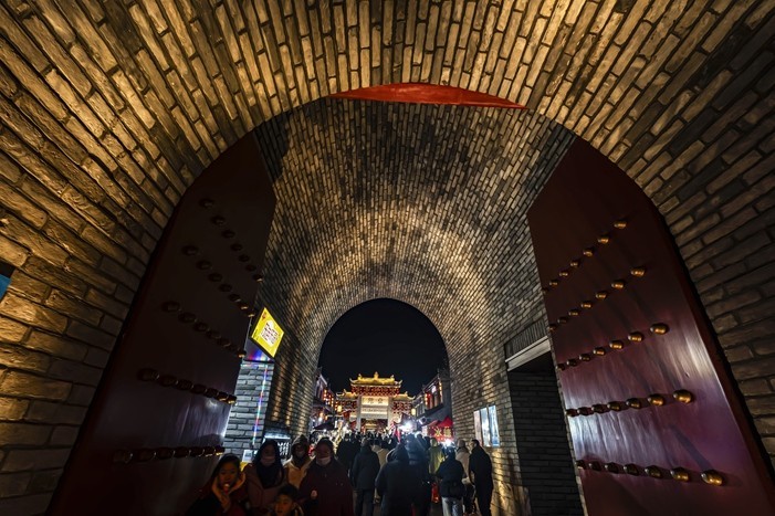 节日里的即墨古城