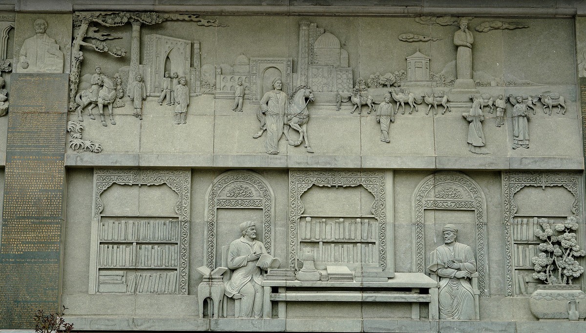 喀什记行：其尼瓦克宾馆的浮雕（稍微特殊的一帖）