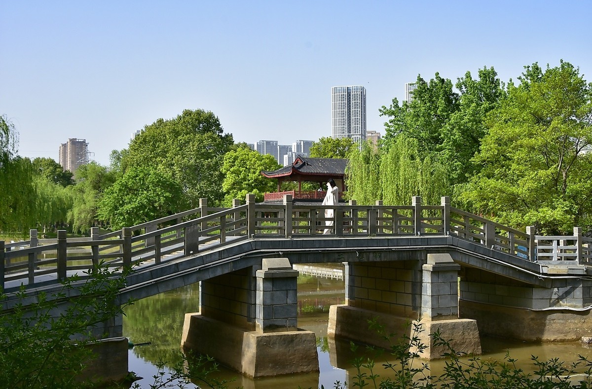 武汉堤角公园---请假贴