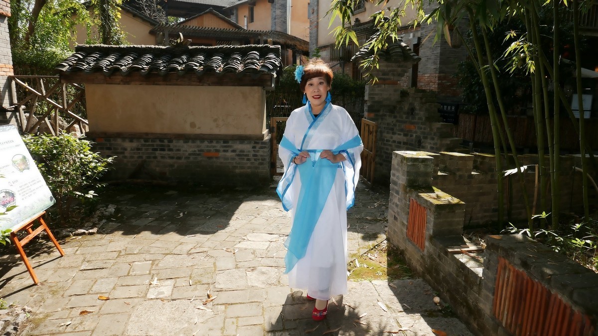 环境人像---小朱湾的美女！