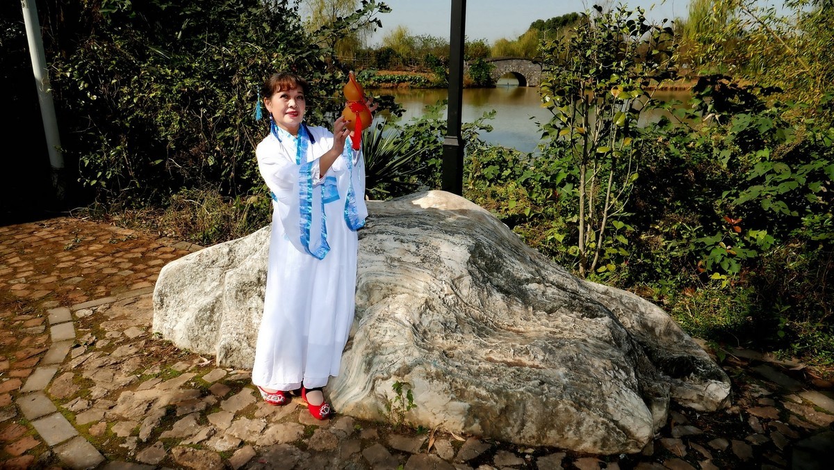 环境人像---小朱湾的美女！