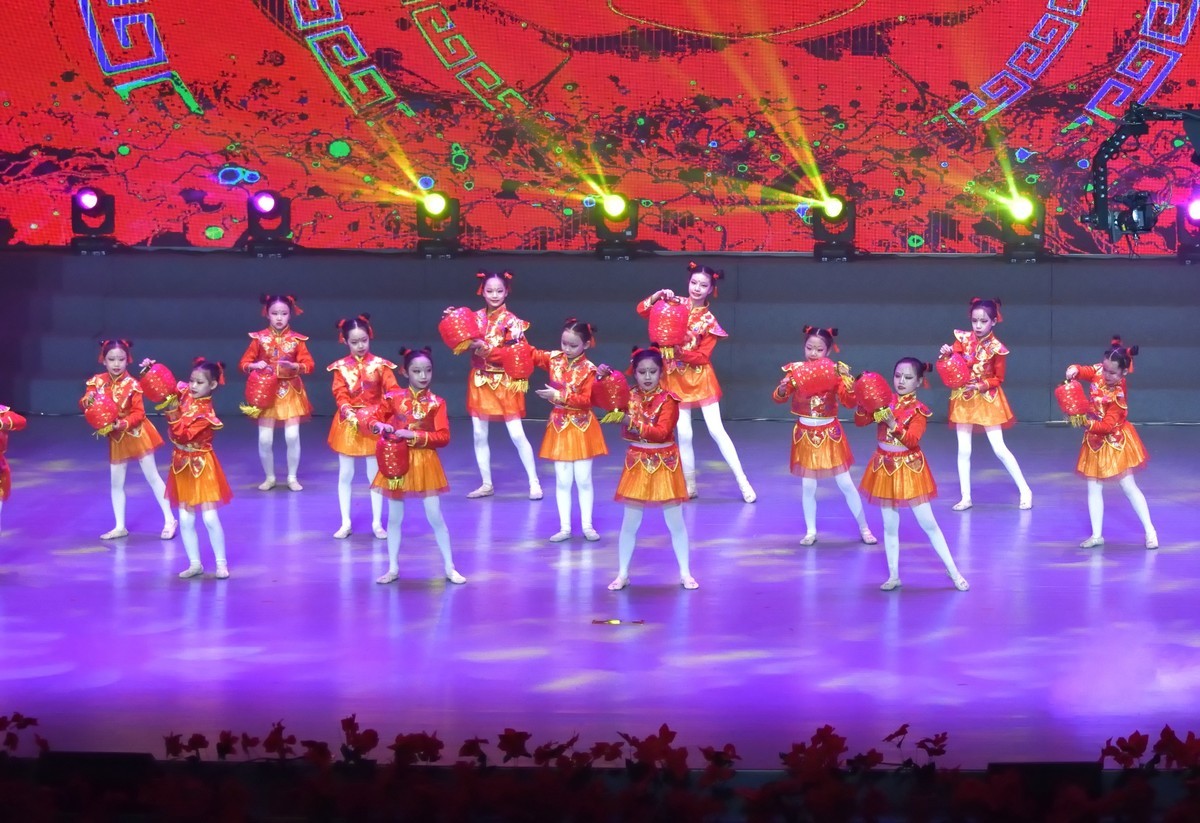 盂县第七届网络春晚（1）开场舞-龙舞盛世