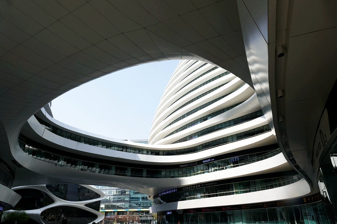 流动的线条--银河SOHO