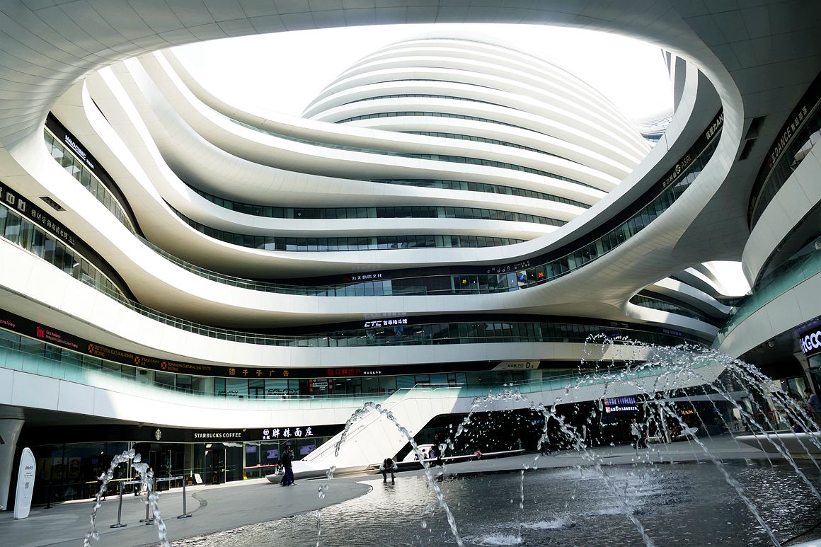 流动的线条--银河SOHO