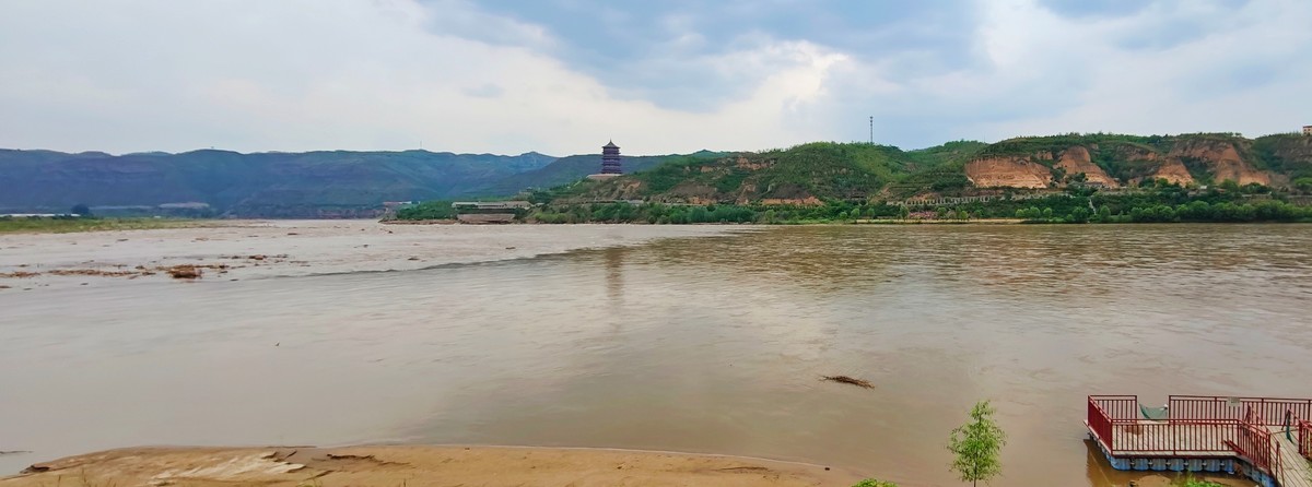 九曲黄河第一镇 碛口古镇