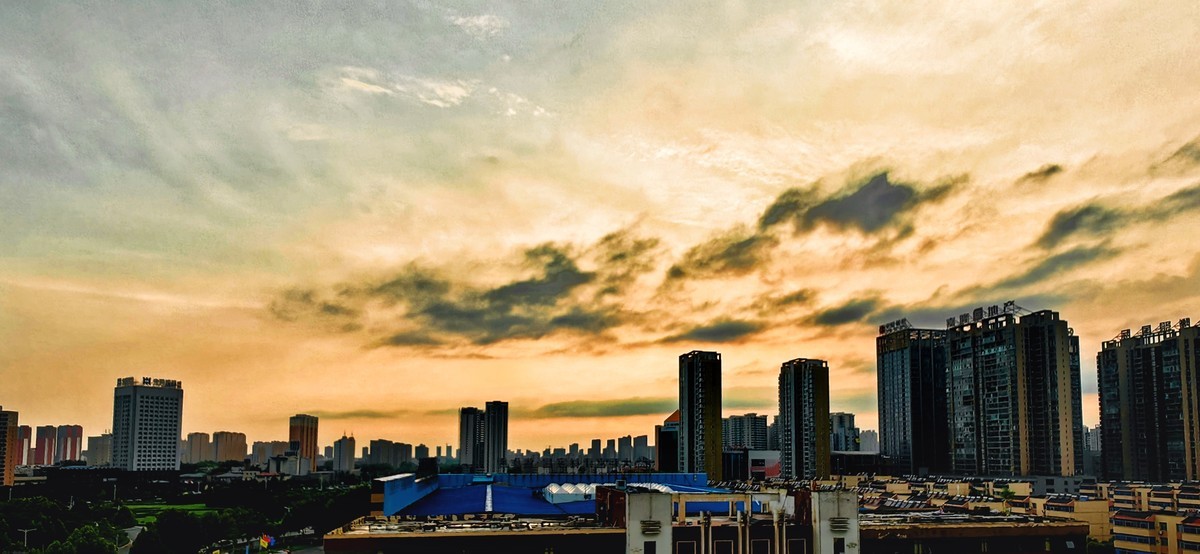 宅家拍夕阳晚霞（手机版）