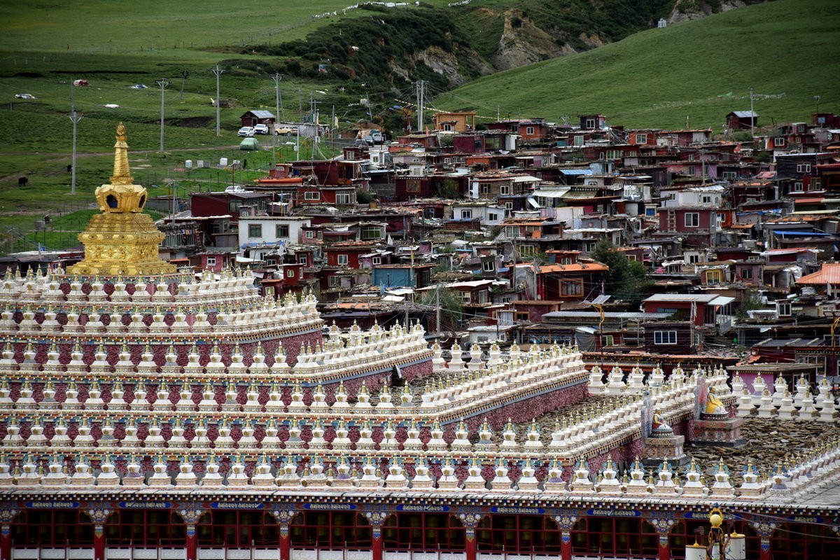 2023夏 黔赣鄂渝川（115）两万女修行者的心灵天堂