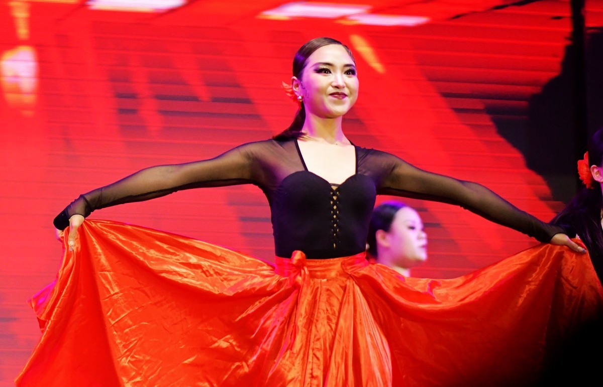 安徽省宁国市宁国星空(中国)2024迎春晚会随拍花絮二