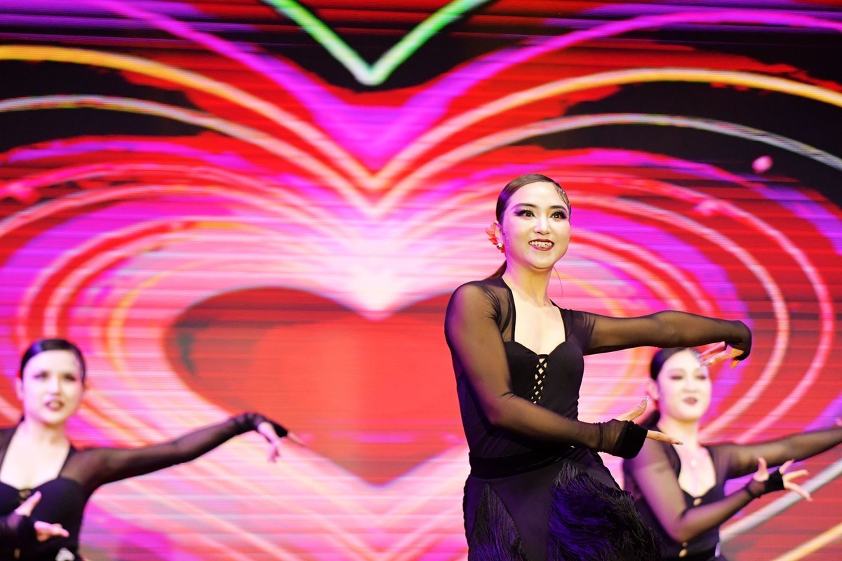 安徽省宁国市宁国星空(中国)2024迎春晚会随拍花絮二