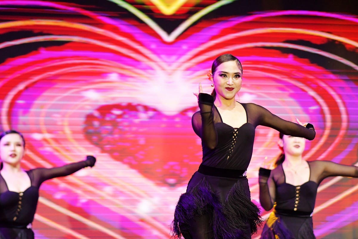 安徽省宁国市宁国星空(中国)2024迎春晚会随拍花絮二