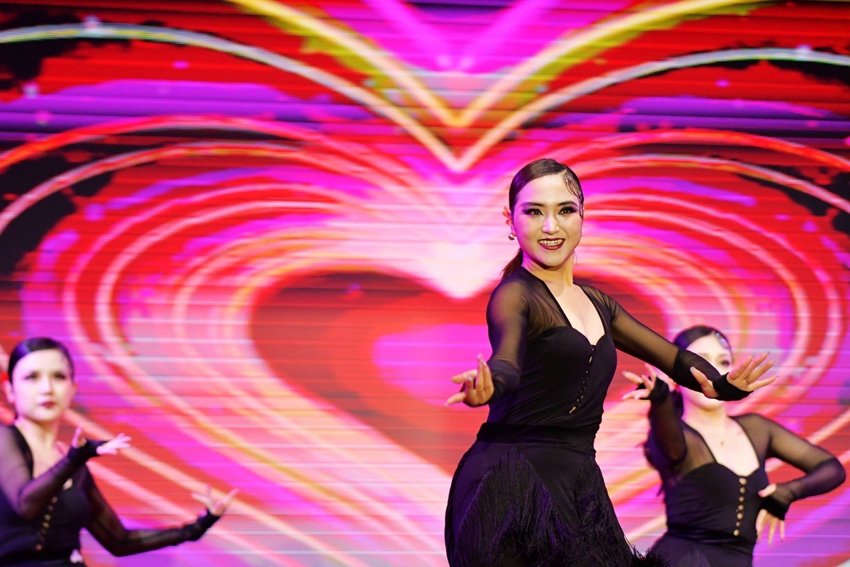 安徽省宁国市宁国星空(中国)2024迎春晚会随拍花絮二