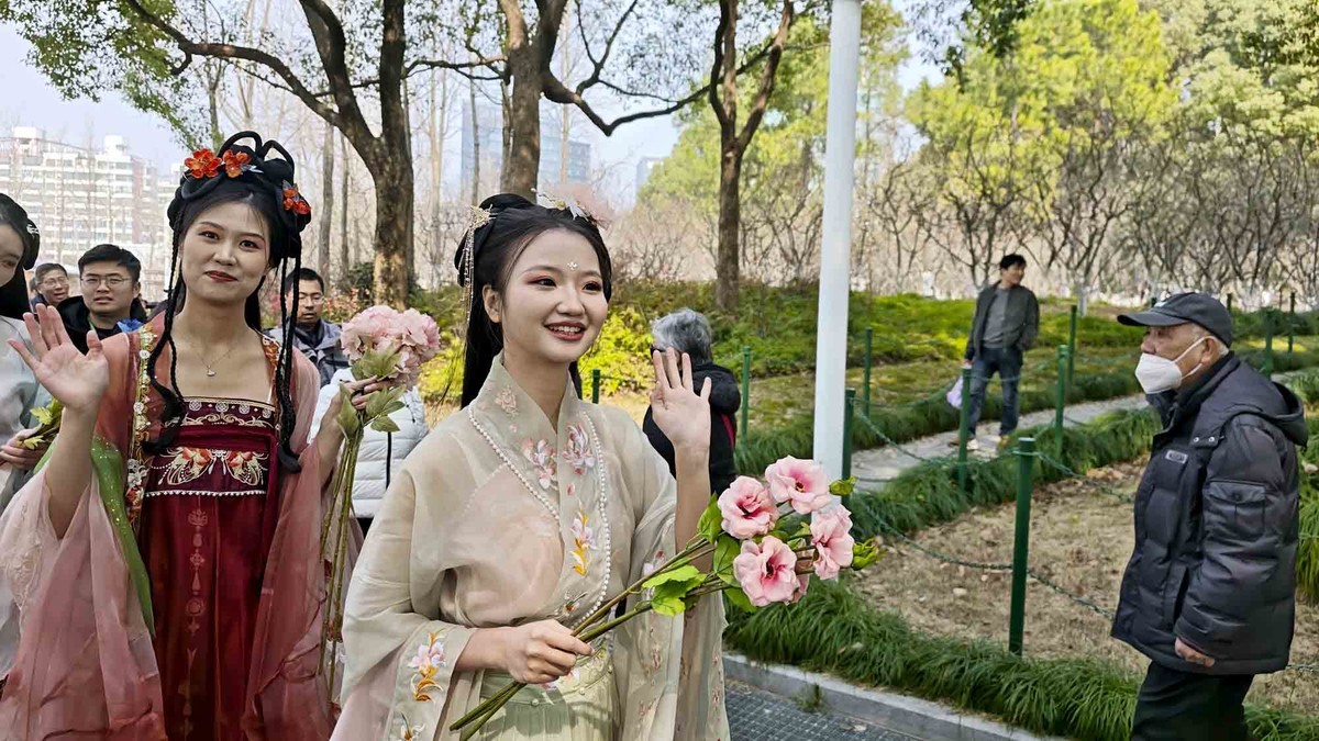 大宁公园花神巡游