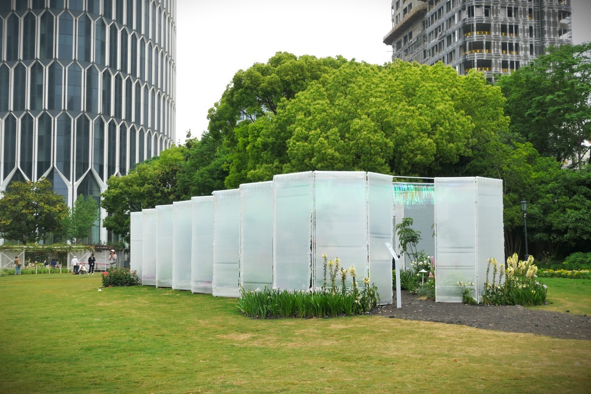 【太平湖畔（2）】——摄于上海新天地