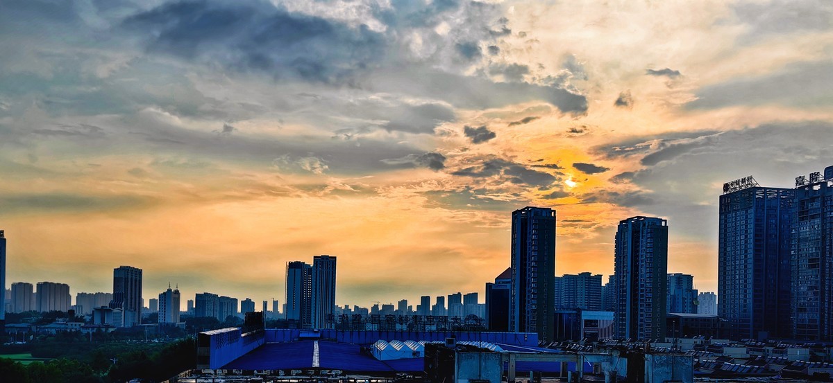 宅家拍夕阳晚霞（手机版）