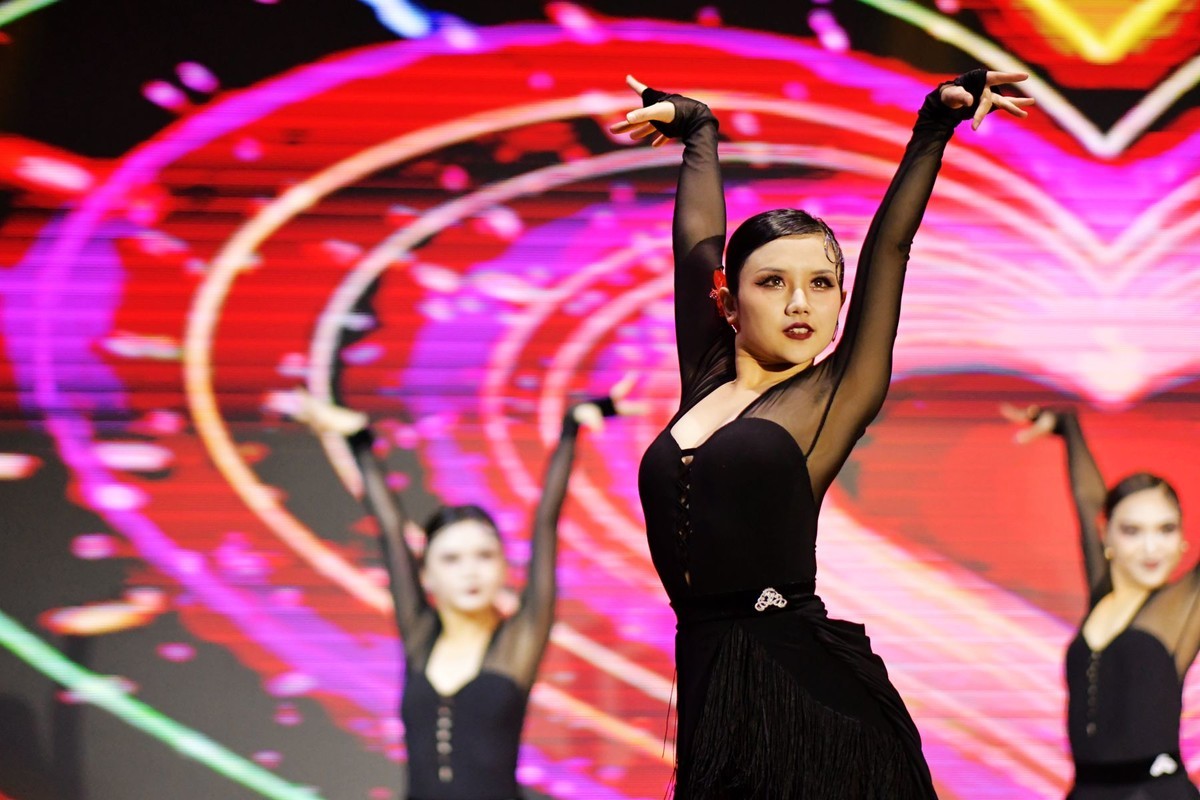 安徽省宁国市宁国星空(中国)2024迎春晚会随拍花絮二