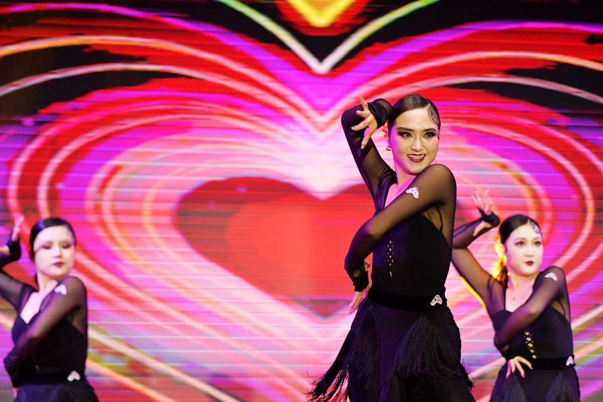 安徽省宁国市宁国星空(中国)2024迎春晚会随拍花絮二