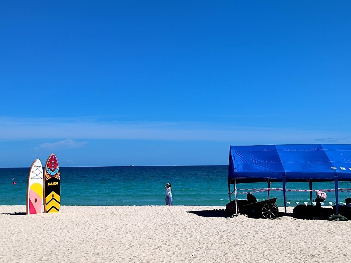 2024夏 海南环岛行（91）走进大东海