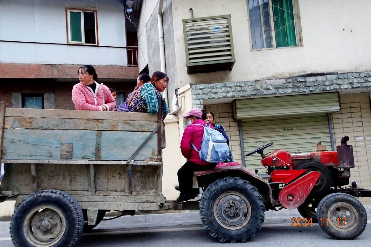 九寨沟县的清晨
