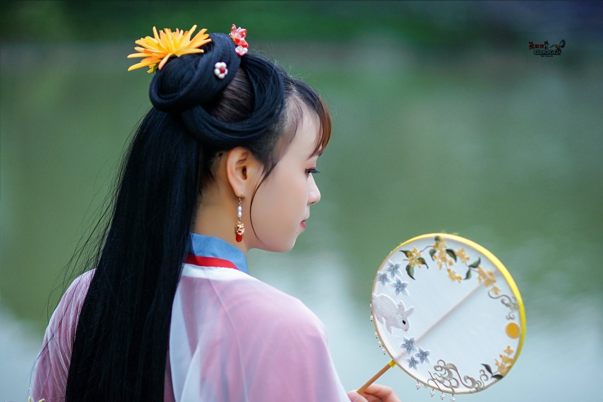 【河边汉服姑娘】---嘉嘉