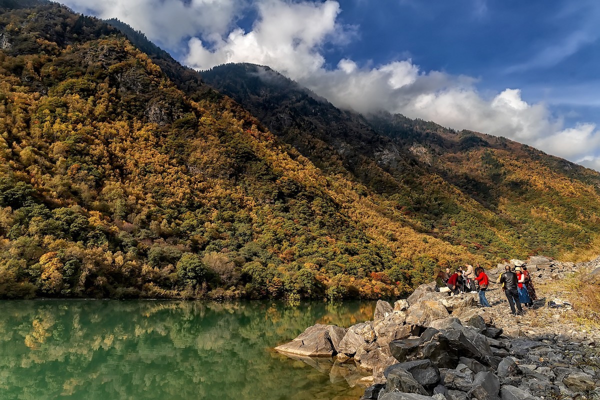 川西茂縣：层林尽染松坪沟 · 上白腊海（之二）