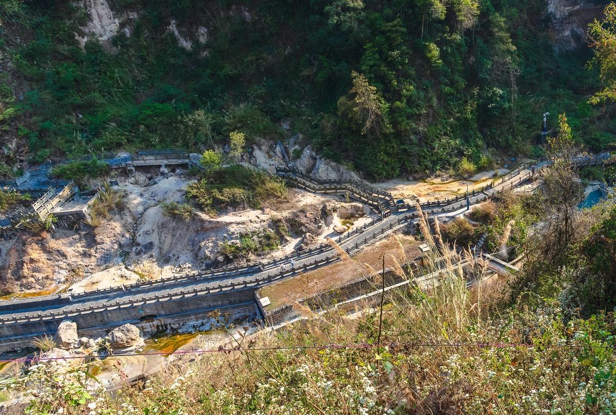 腾冲火山热海撷景